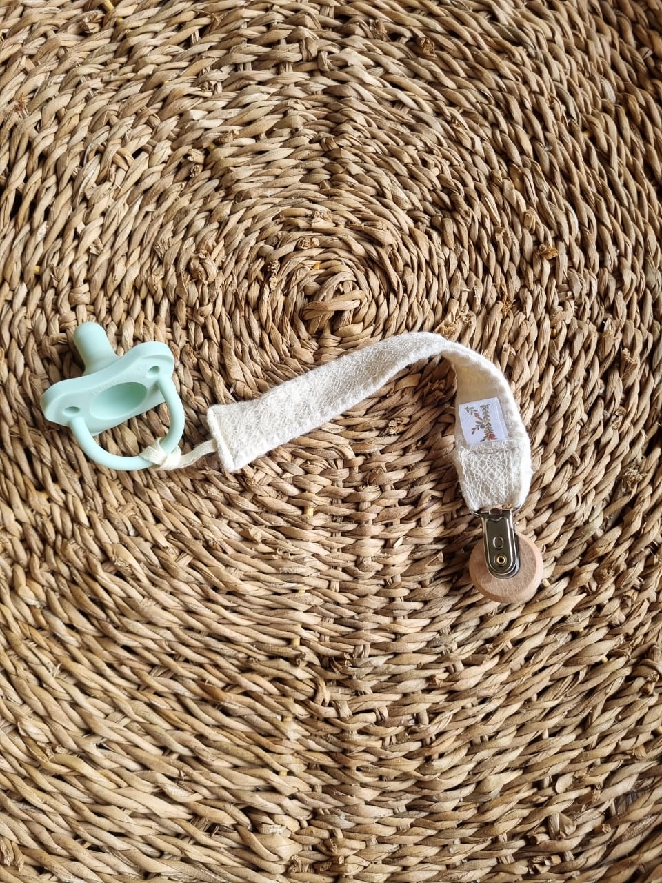 Portachupete waffle blanco y bolillo