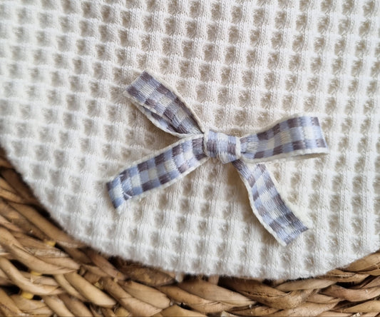 Babero Emilia blanco cinta vichy