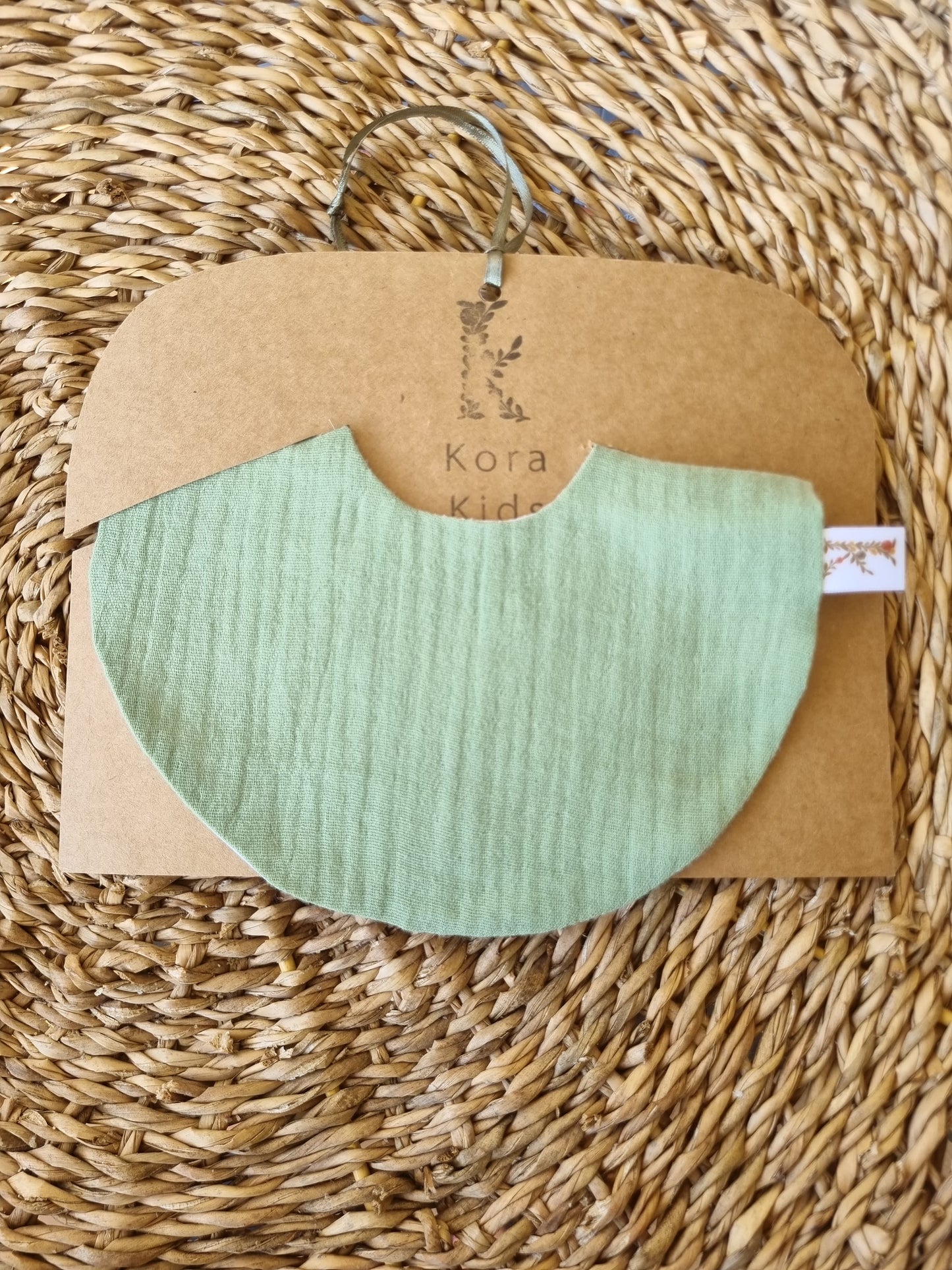 Babero María muselina verde