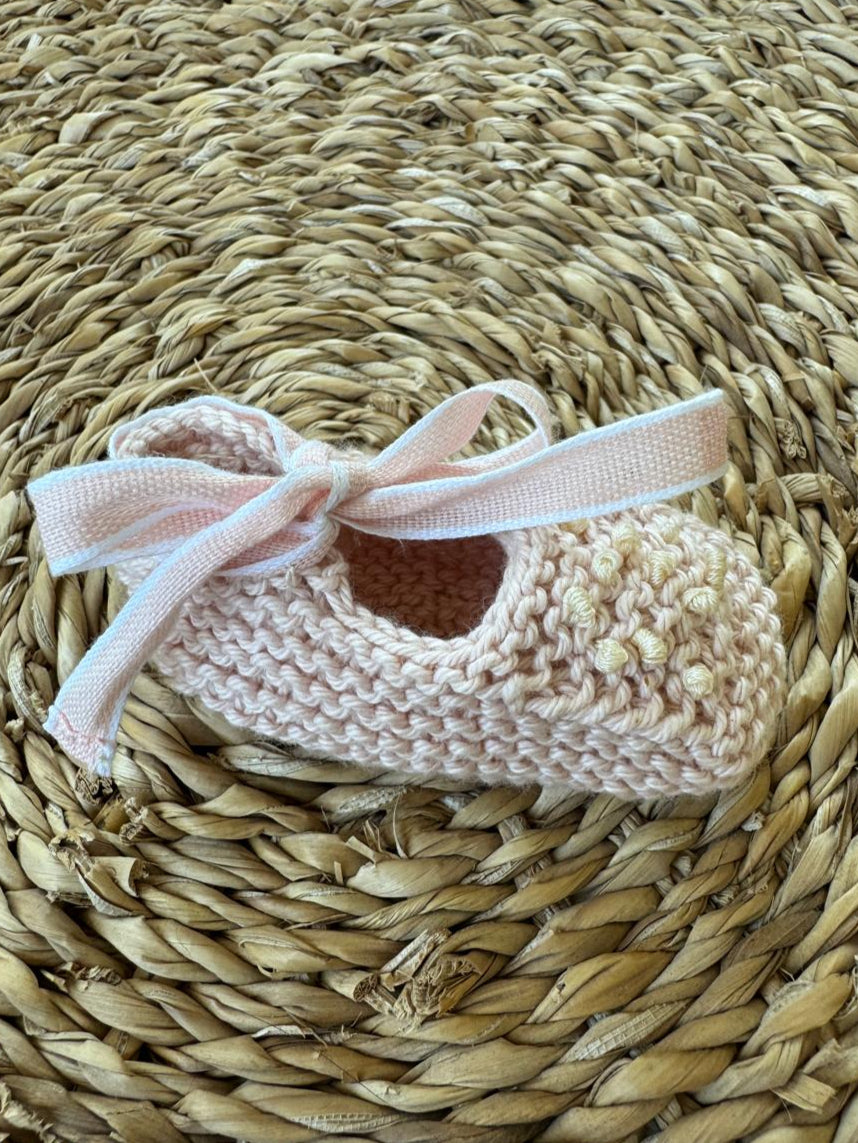 Patuco rosa cinta tobillo bordado