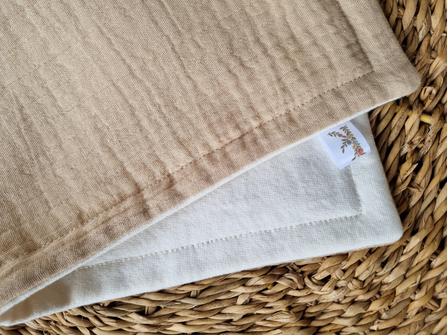 Tuto cubre hombro beige