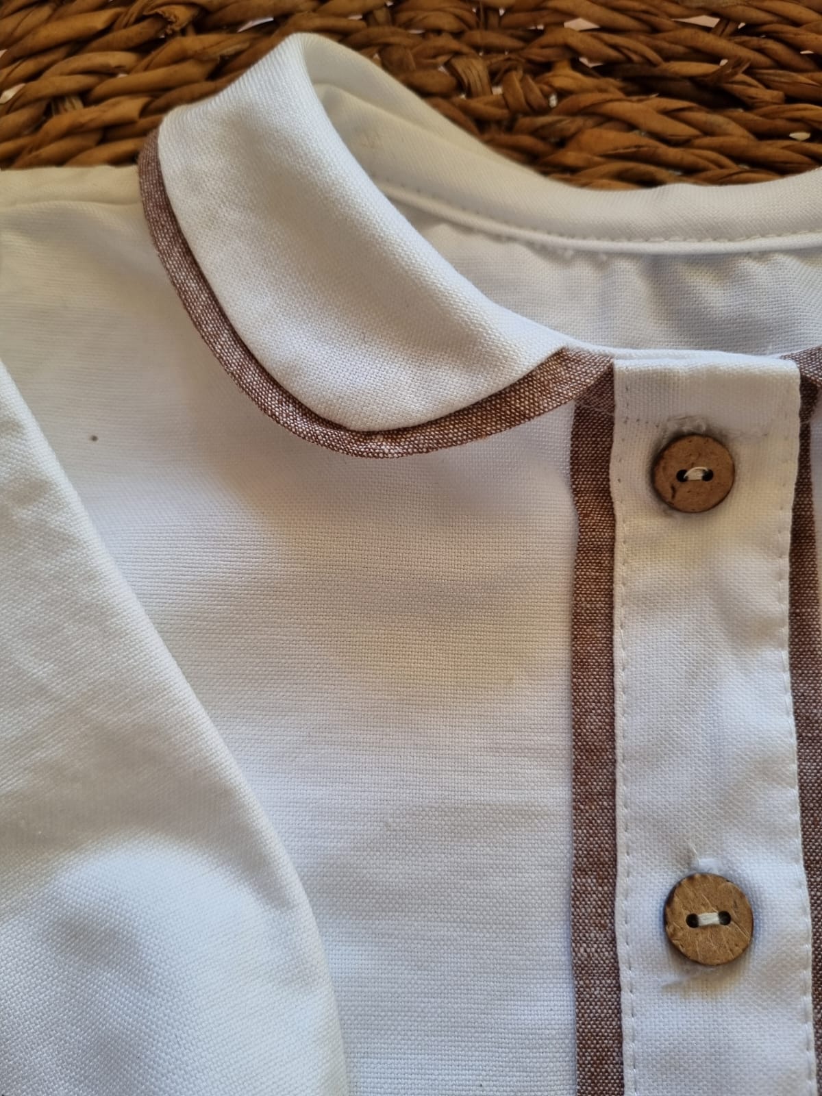 Blusa Josefa Blanca Vivo Café
