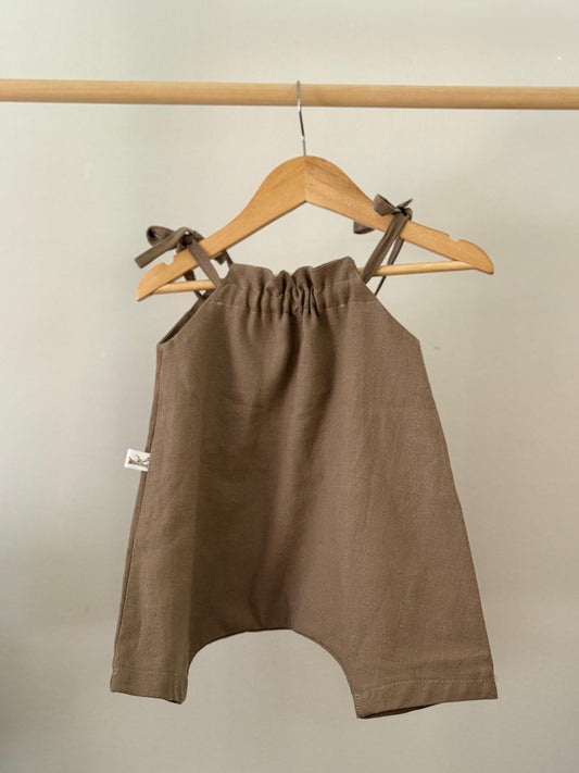 Jardinera tirantes barquillo