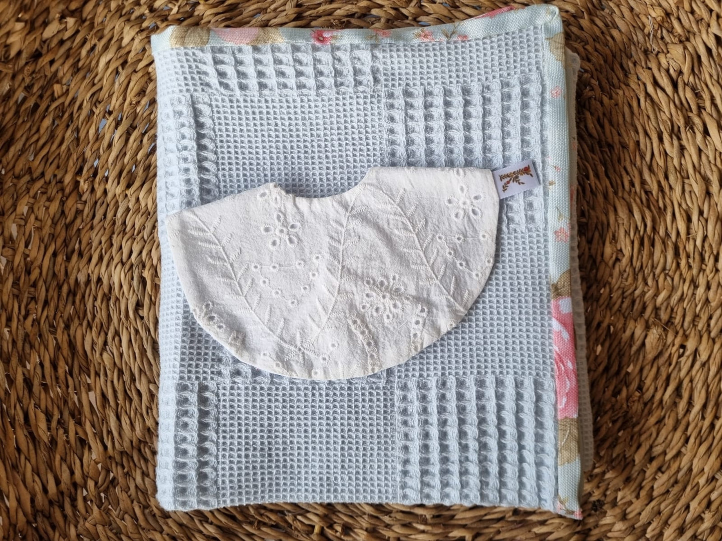 Conjunto Manta  y Babero